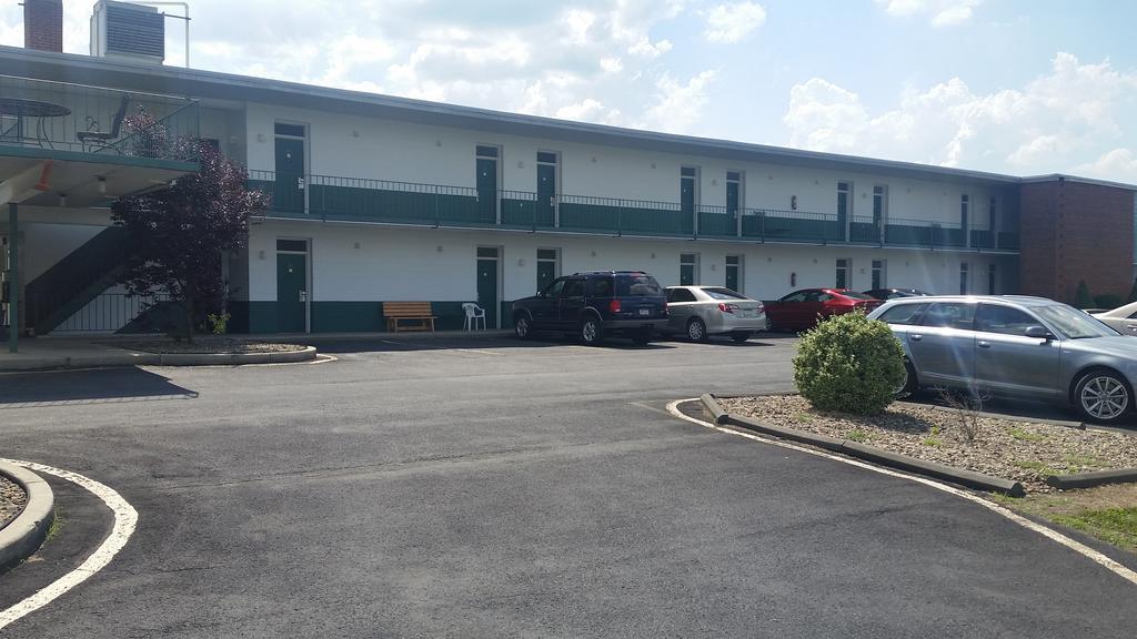Huntingdon Motor Inn Eksteriør bilde